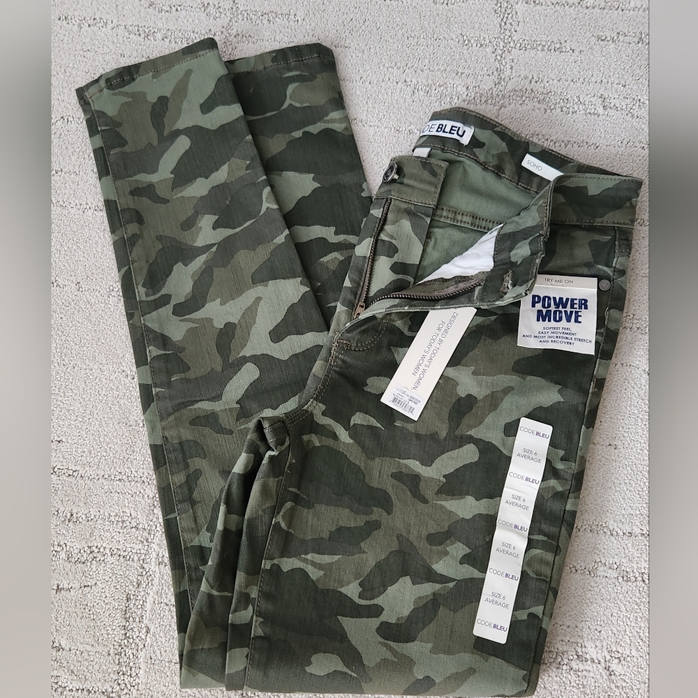 Camouflage Skinny Pants